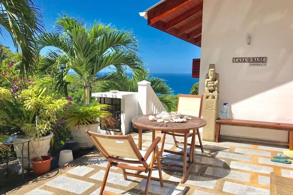 Hilltop South - Villa Bougainville Takamaka Exteriér fotografie