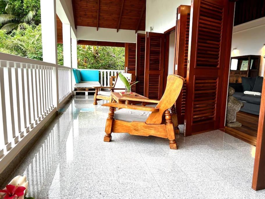 Hilltop South - Villa Bougainville Takamaka Exteriér fotografie