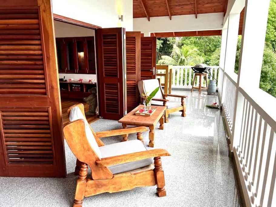 Hilltop South - Villa Bougainville Takamaka Exteriér fotografie